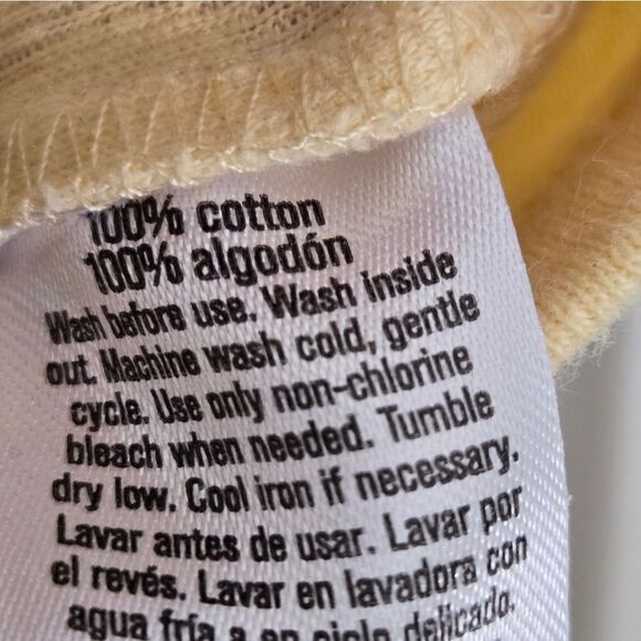 Free Gerber long sleeve onesie - Picture 4 of 5